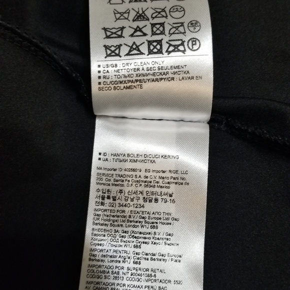 Banana Republic, Marled Twee, V-neckline, Colors: Black and White, Size 8 - Picture 5 of 8